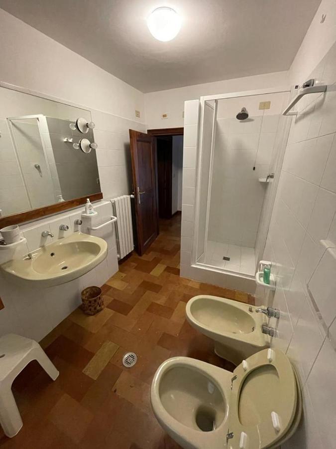 Casa Dei Lecci Διαμέρισμα Φολίνιο Εξωτερικό φωτογραφία